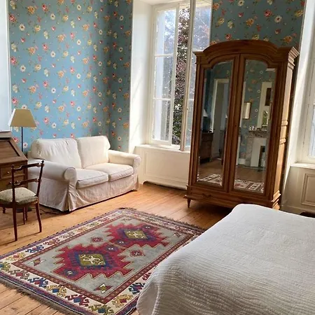 Demeure De 7 Avec Piscine Privee Jardin Clos Et Wifi A * Chaniers