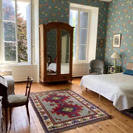 Casa de Férias Manoir Majestueux à Avec Piscine Privée *