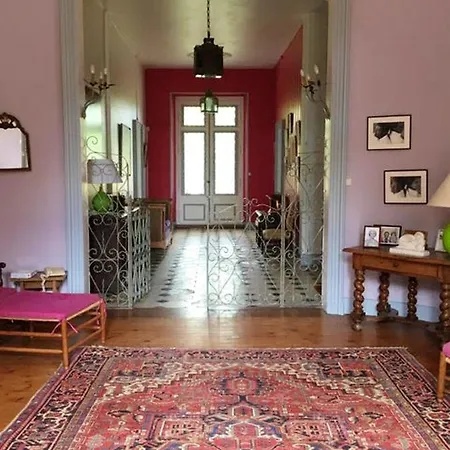 Prázdninový dům Manoir Majestueux A Avec Piscine Privee *