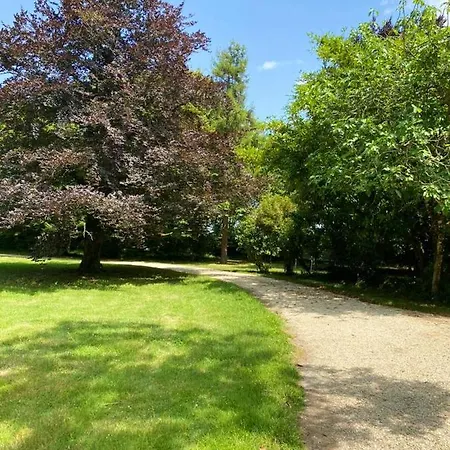 Demeure De 7 Avec Piscine Privee Jardin Clos Et Wifi A Chaniers