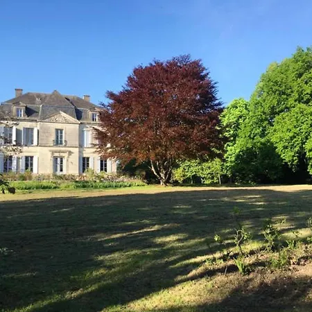 بيت للعطل Manoir Majestueux A Avec Piscine Privee Chaniers