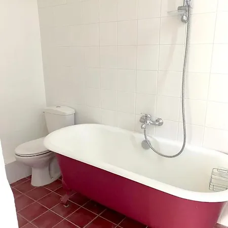 Manoir Majestueux à Avec Piscine Privée