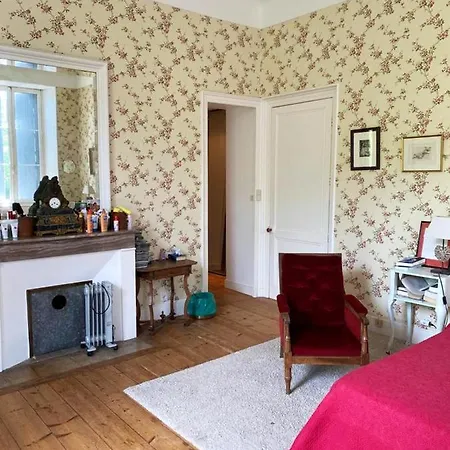 Casa de Férias Manoir Majestueux à Avec Piscine Privée