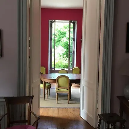 Demeure De 7 Avec Piscine Privee Jardin Clos Et Wifi A Hébergement de vacances *