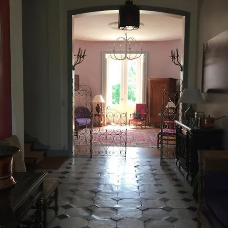 Demeure De 7 Avec Piscine Privee Jardin Clos Et Wifi A
